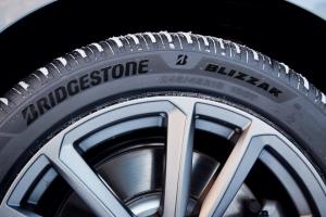 Bridgestone Blizzak 6 closeup